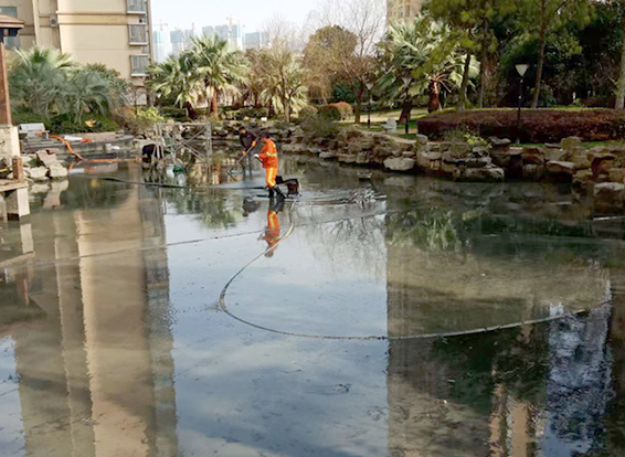 方正景观池淤泥清理